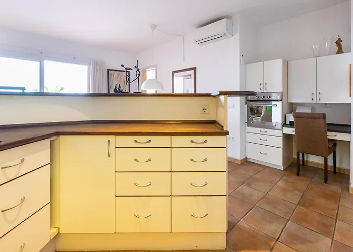 Buganvilla, El Higueron