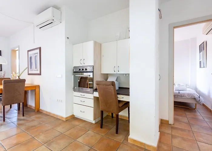 Buganvilla, El Higueron Фуэнхирола